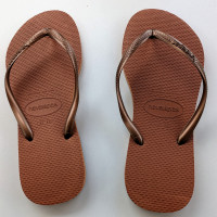 havaianas-women-slim-rust-slippers